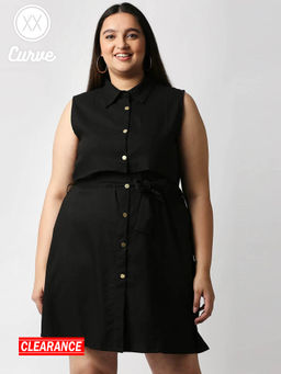 Twenty Dresses by Nykaa Fashion - Curve Black Solid Collar Neck Mini Dress