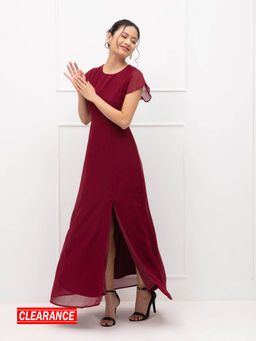 Twenty Dresses by Nykaa Fashion - Maroon Solid Round Neck Gown