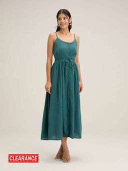 Twenty Dresses by Nykaa Fashion - Green Solid Round Neck Fit And Flare Midi Dress