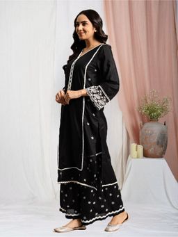 Zuri - Black Embroidered Cotton Kurta