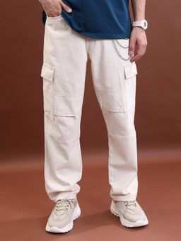 HIGHLANDER - Men Relaxed Fit Mid-Rise Clean Look Cargo Jeans