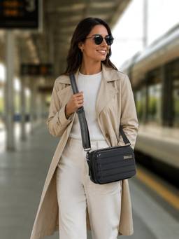 Teakwood - Unisex Black Hard Shell Travel Organizer Crossbody Bag