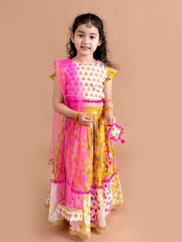PSPeaches - Girls Yellow Lehenga Choli (Set of 3)