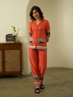 Bannos Swagger - Womens Satin Collar Shirt with Printed Pyjama - Tan