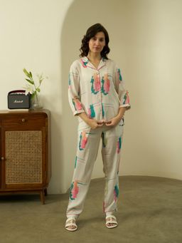 Bannos Swagger - Womens Satin Collar Shirt with Printed Pyjama - Off White