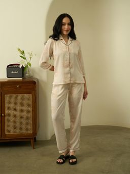 Bannos Swagger - Womens Satin Collar Shirt with Printed Pyjama - Beige