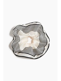 H&M - Women White Silk scrunchie