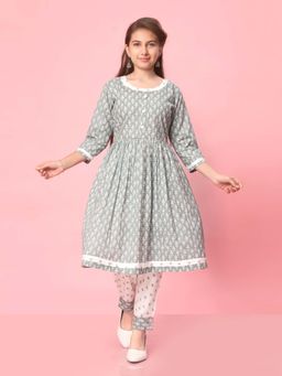 Aarika - Girls Grey Cotton Printed Kurta with Pant