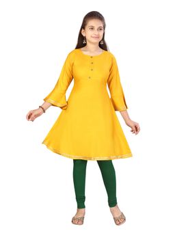 Aarika - Girls Yellow Solid Cotton Kurta
