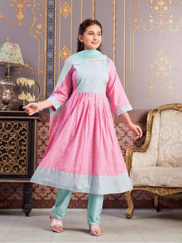 Aarika - Girls Pink Ethnic Foil Print Rayon Kurta