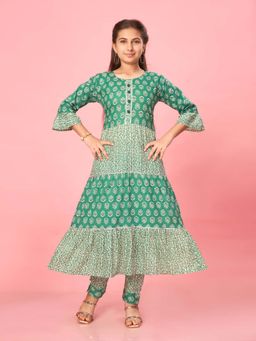 Aarika - Girls Green Cotton Floral Printed Kurta