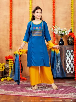 Aarika - Girls Blue Embroidery Cotton Kurta