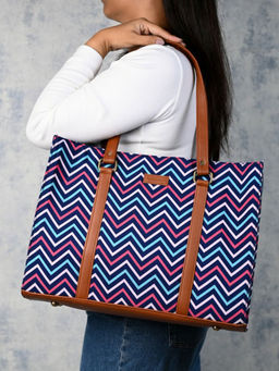 Visual Echoes - Office Box Tote Bag Chevron