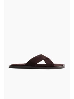 H&M - Men Brown Sliders
