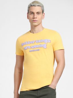 Jack & Jones - Yellow Typographic Print Crew Neck T-shirt