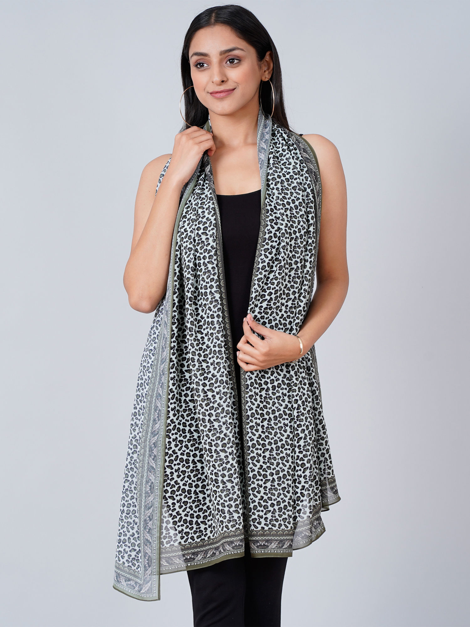 Green Leopard Print Stole-picture-11