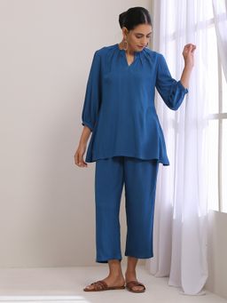 trueBrowns - Classic Blue Dobby Pleated Kurta Pant (Set of 2)