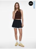Brown color option