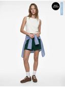 White color option, Currently selected