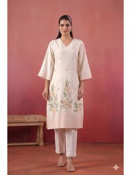 SAVI - White Polyester Embroidered Designer Kurta with Pant
