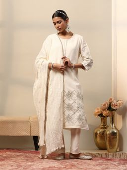 Garden VARELI - Women Off White Cotton Viscose Embroidered Kurta with Pant and Dupatta