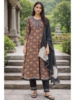 Rajnandini - Women Grey Pure Cotton Jaipuri Ajrak Printed Anarkali Kurta and Pant With Dupatta