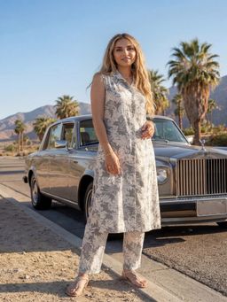 Tansi - Women Grey Button-Down Sleeveless Co-Ord Set