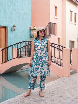 Tansi - Women Blue Button-Down Sleeveless Co-Ord Set