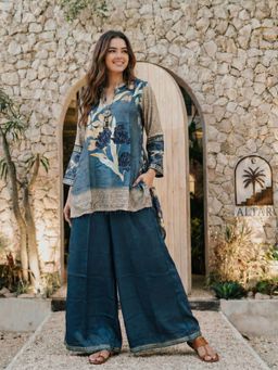 KAFTANIZE - Women Blue Floral Printed Co-Ord Set