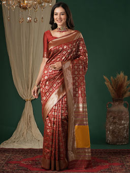 Akhilam - Silk Blend Maroon Woven Saree With Unstitched Blouse