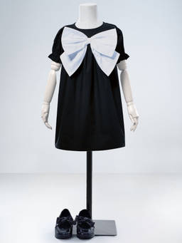 Hopscotch - Bow Applique Casual Dress