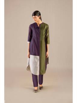 AMPM - Burgundy Gaia Kurta with Pant (Set of 2)