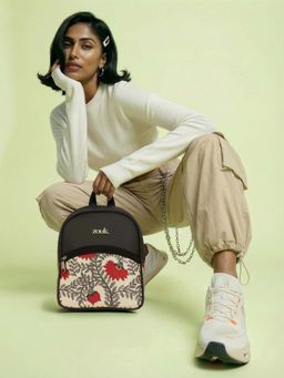 Zouk - Wimen Beige Nawabi Couture Dalila Mini Backpack