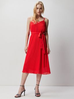 Cover Story - Red Solid Midi Dress (Set of 2)
