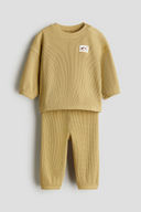 Yellow color option, Currently selected