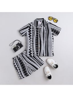 Taffy - Abstract Half Sleeves Shirt And Shorts - Black/White (Set of 2)
