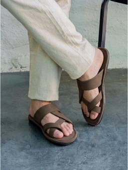 ZELION - Men Brown Synthetic Sandals