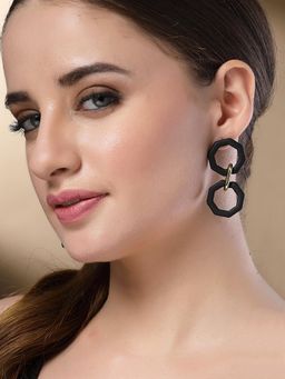 Karatcart - Black Matte Finish Link Dangler Earrings for Women