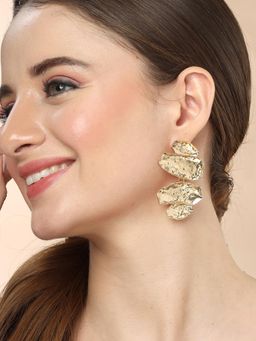 Karatcart - Gold-Plated Contemporary Gold Drops Earrings for Women