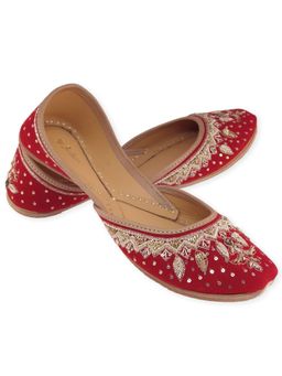 fulkari - Freesia Walvet Maroon Gold Leather Juttis