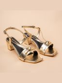 Gold color option