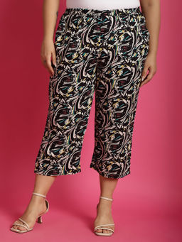 theRebelinme - Plus Size Womens Black Abstract Printed Mid Calf Length Capri