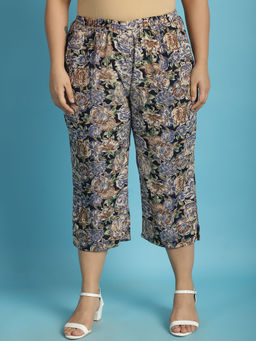 theRebelinme - Plus Size Womens Navy Rose Floral Printed Mid Calf Length Capri