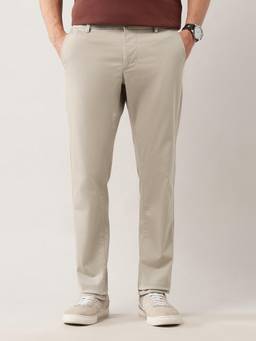 Arrow Sports - Men Slim Fit Mid-Rise Solid Beige Casual Trouser