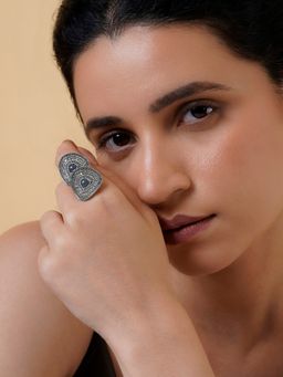 Teejh - Adhiya Silver Grey Finger Ring