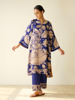 Rustorange - Women Navy Blue Floral Printed Kurta with Pant