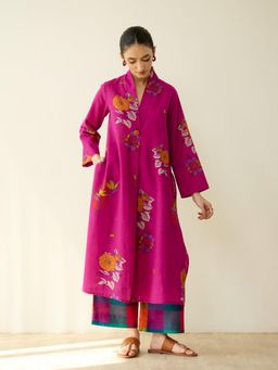 Rustorange - Women Magenta Floral Printed Kurta with Palazzo
