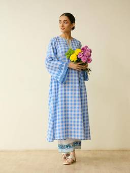 Rustorange - Women Blue Checks Printed Kurta with Pant