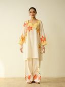 Cream color option, Sold out, Currently selected