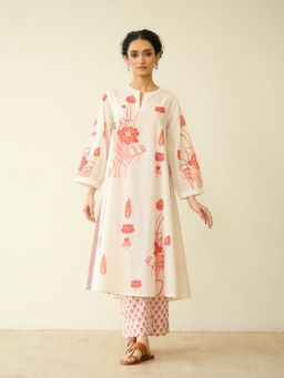 Rustorange - Women Lotus Bloom Off White-Red Floral Printed Kurta with Pant